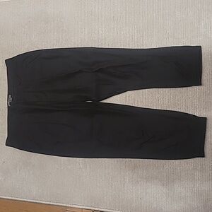 Vince black crop pant, silky fabric size 2
